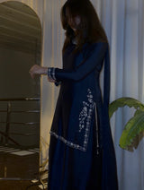 DRESS CODE: MOONLIGHT BLUE