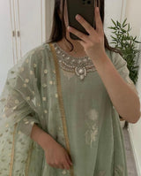 DRESS CODE: SAGE GREEN