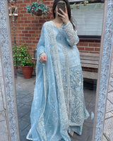 DRESS CODE: ICE BLUE
